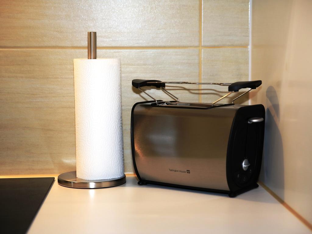 Flatprovider Comfort Eduard Apartment - Contactless Check In Vienna Bilik gambar