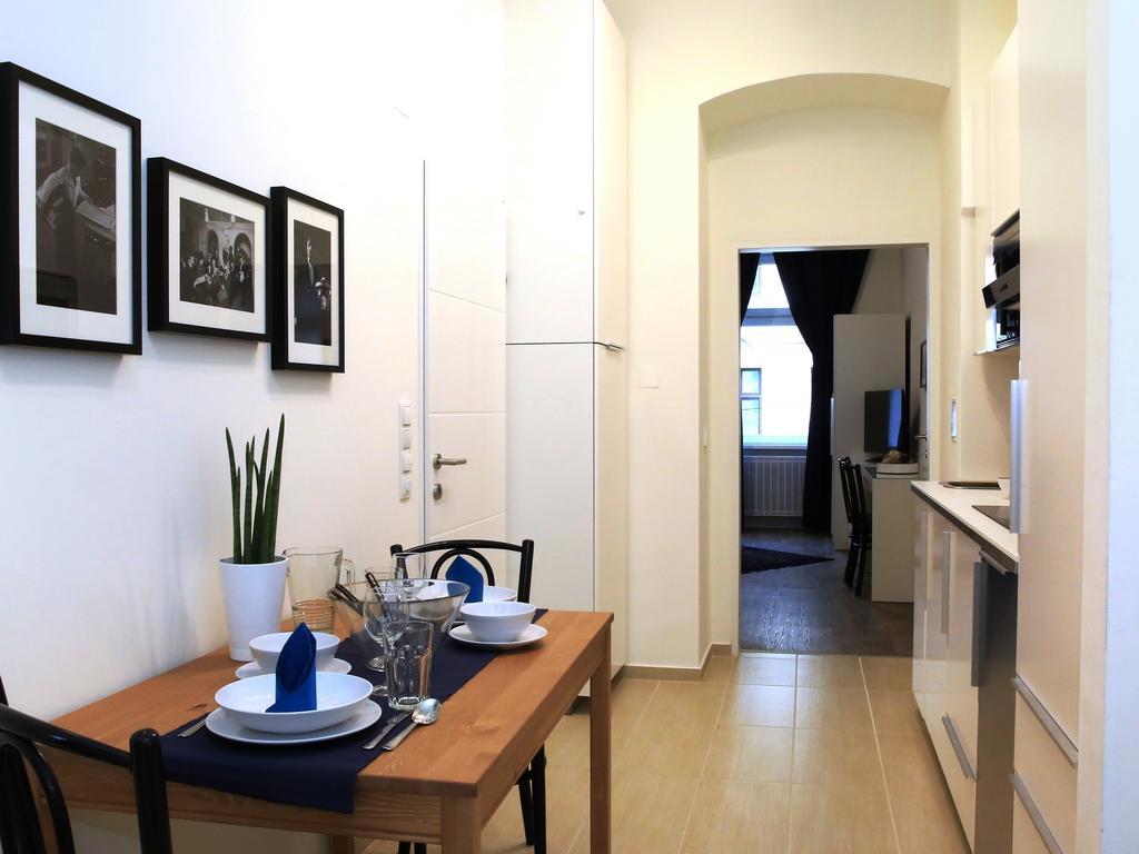Flatprovider Comfort Eduard Apartment - Contactless Check In Vienna Luaran gambar