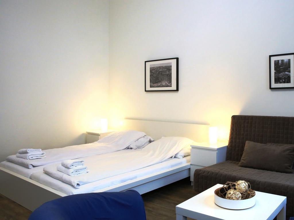Flatprovider Comfort Eduard Apartment - Contactless Check In Vienna Bilik gambar