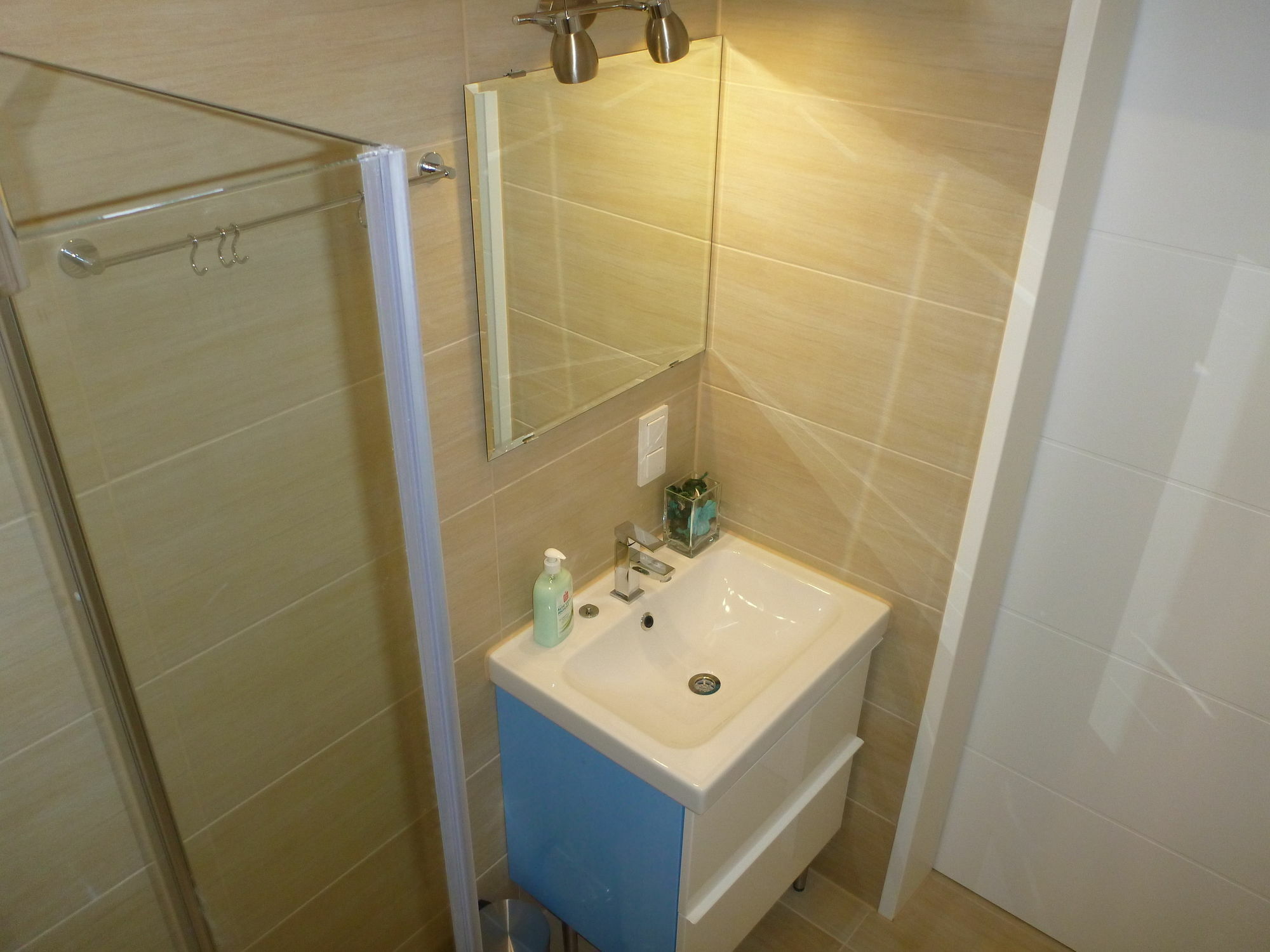 Flatprovider Comfort Eduard Apartment - Contactless Check In Vienna Luaran gambar